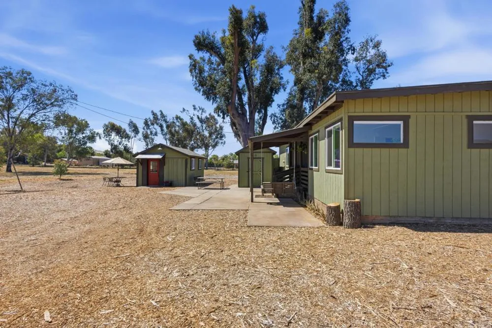 1077 Montecito Way Ramona, CA 92065