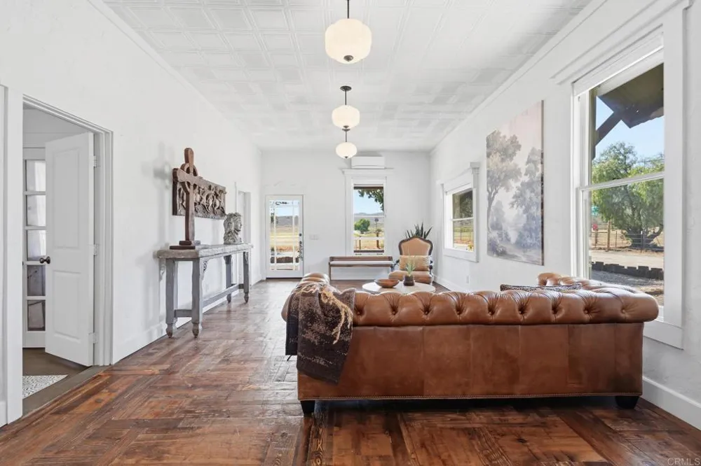 1077 Montecito Way Ramona, CA 92065