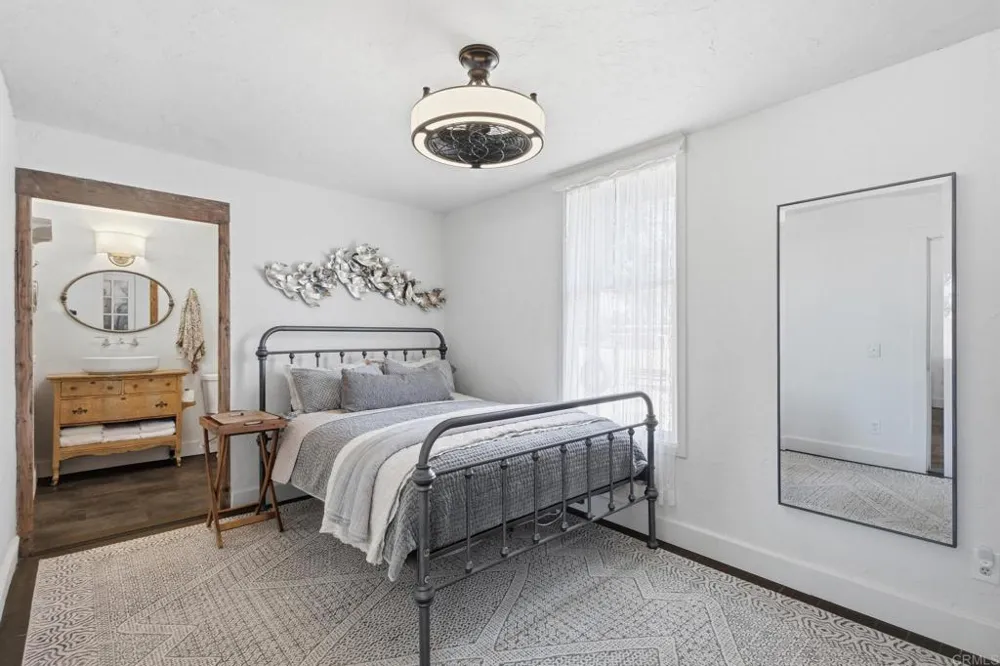1077 Montecito Way Ramona, CA 92065