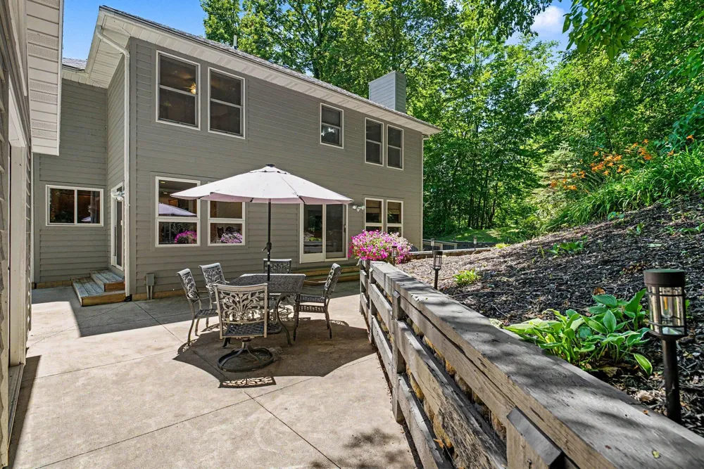 677 Tuttle Road Baroda Township, MI 49101
