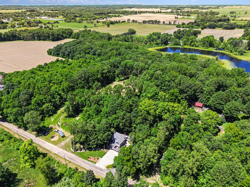 677 Tuttle Road Baroda Township, MI 49101
