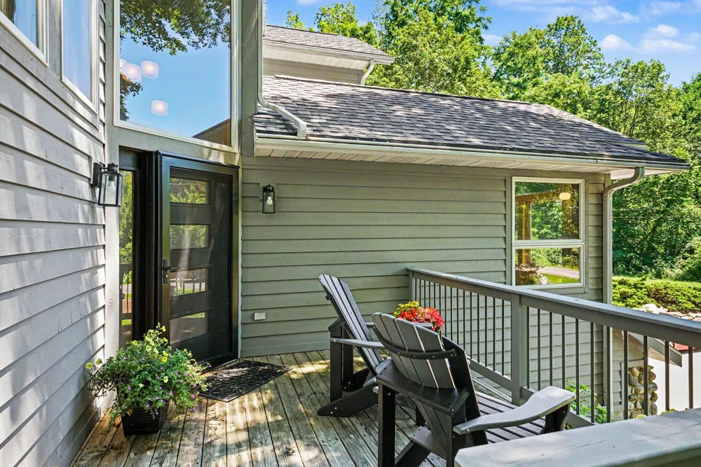 677 Tuttle Road Baroda Township, MI 49101