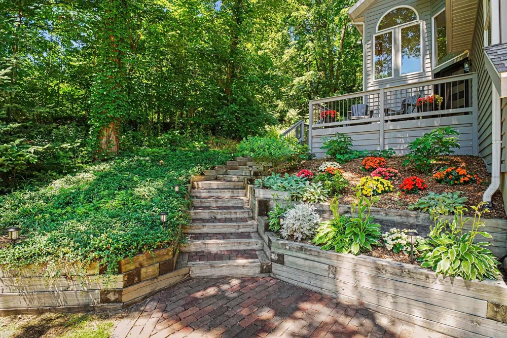 677 Tuttle Road Baroda Township, MI 49101