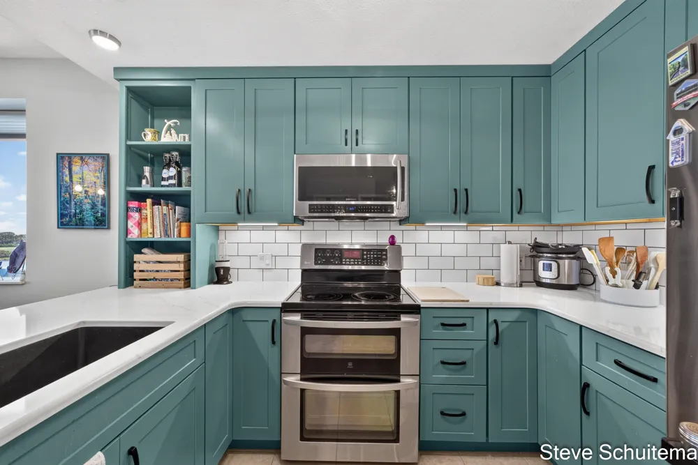 2964 Lakeshore Drive #E501 Muskegon City, MI 49441