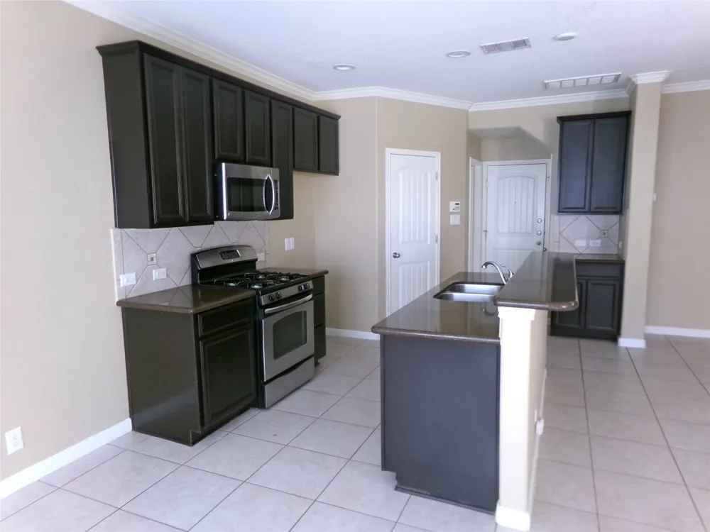 14001 Avery Ranch Boulevard #2103 Austin, TX 78717