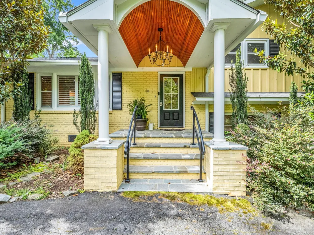 111 Dogwood Drive Black Mountain, NC 28711