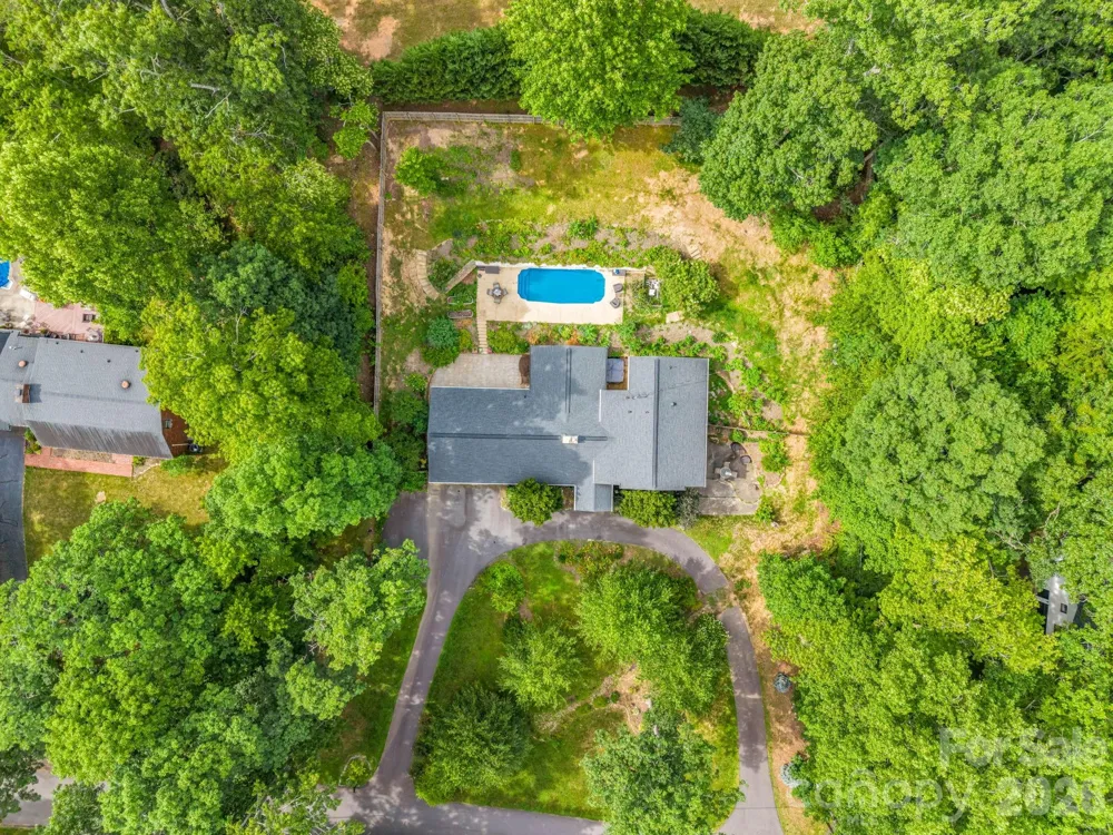 111 Dogwood Drive Black Mountain, NC 28711