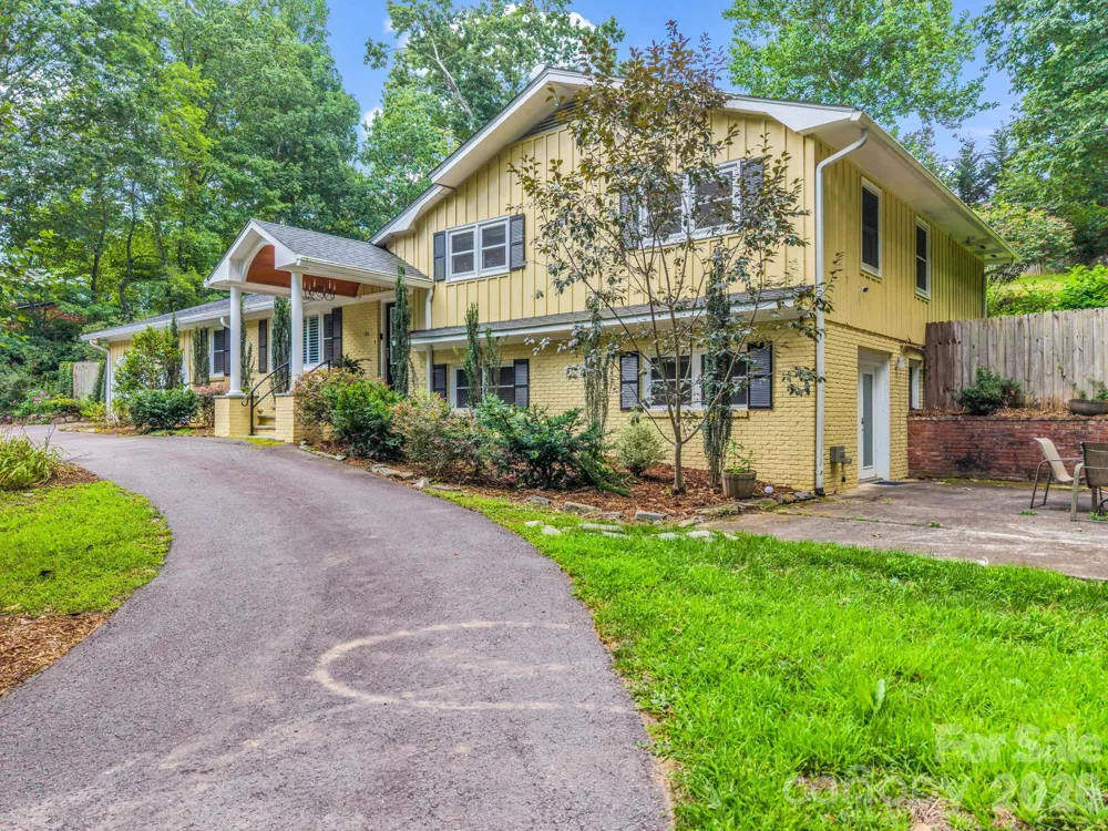 111 Dogwood Drive Black Mountain, NC 28711
