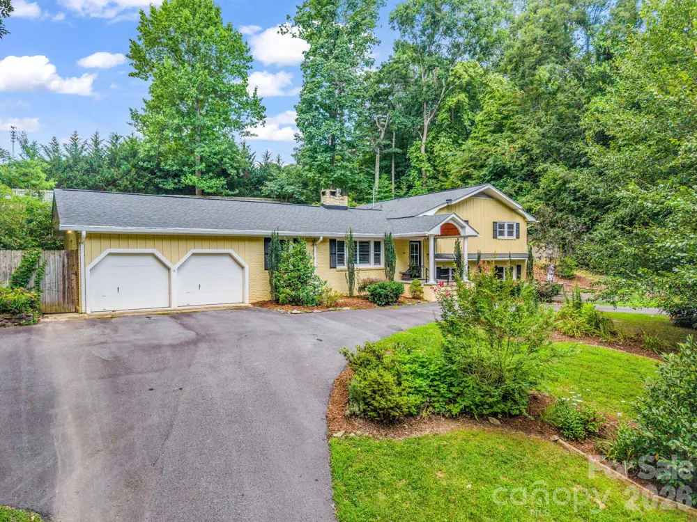 111 Dogwood Drive Black Mountain, NC 28711