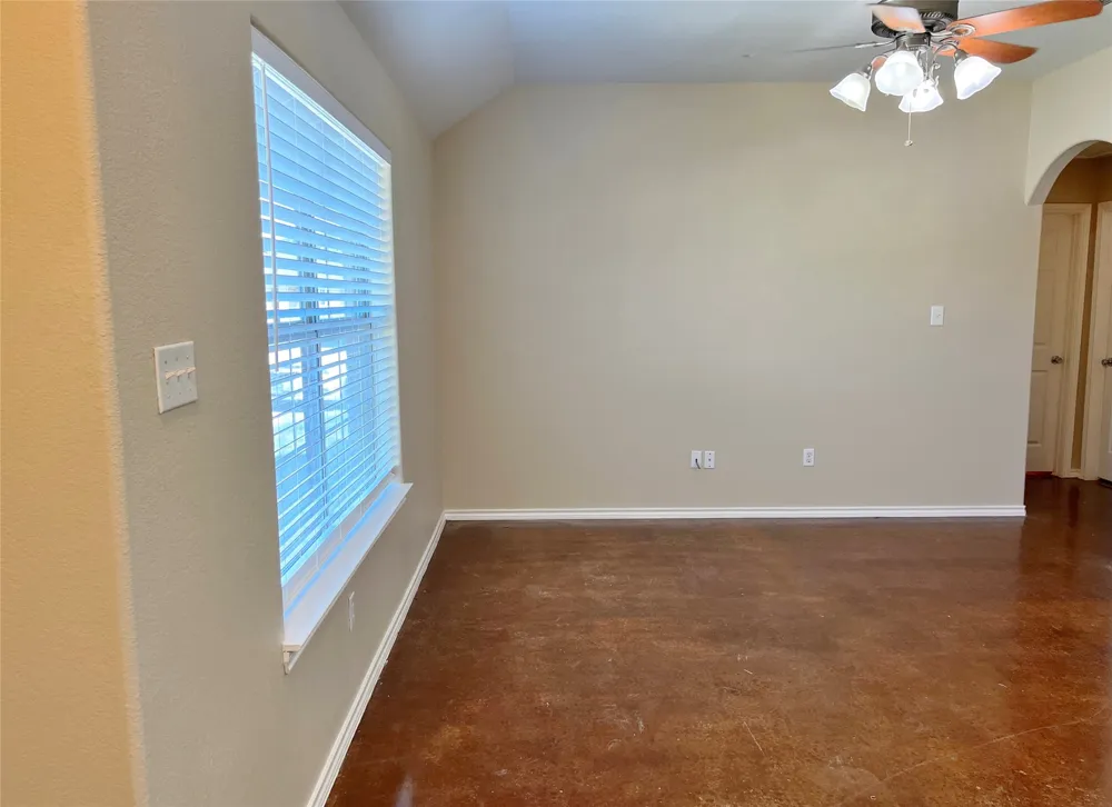 120 Sunburst Court Weatherford, TX 76087