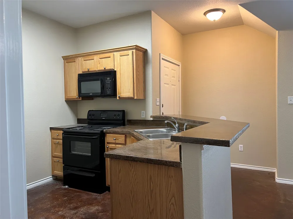 120 Sunburst Court Weatherford, TX 76087