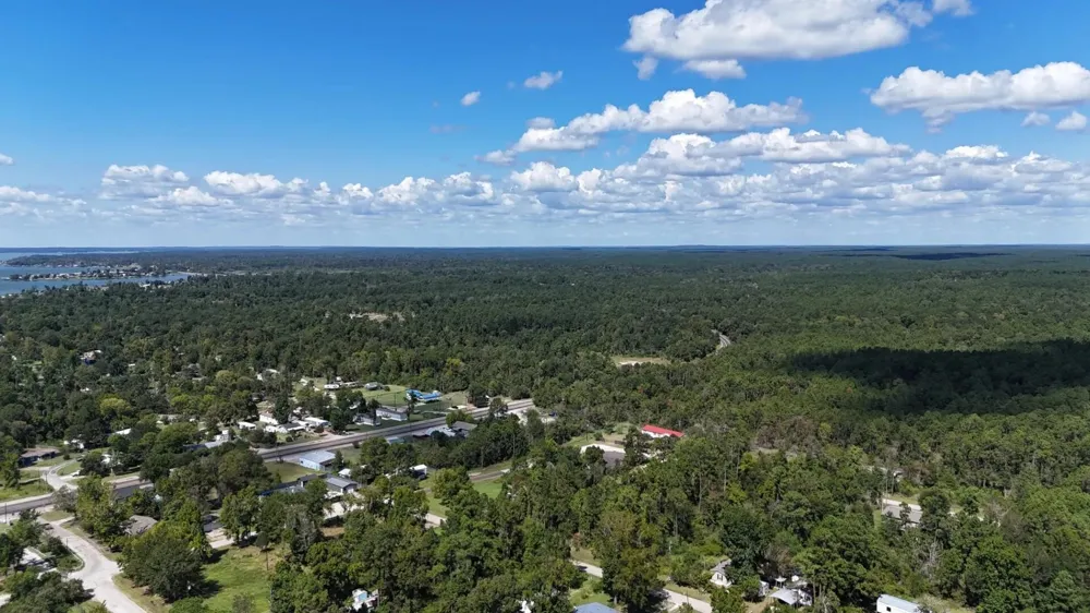 226 N Canyon Drive Onalaska, TX 77360