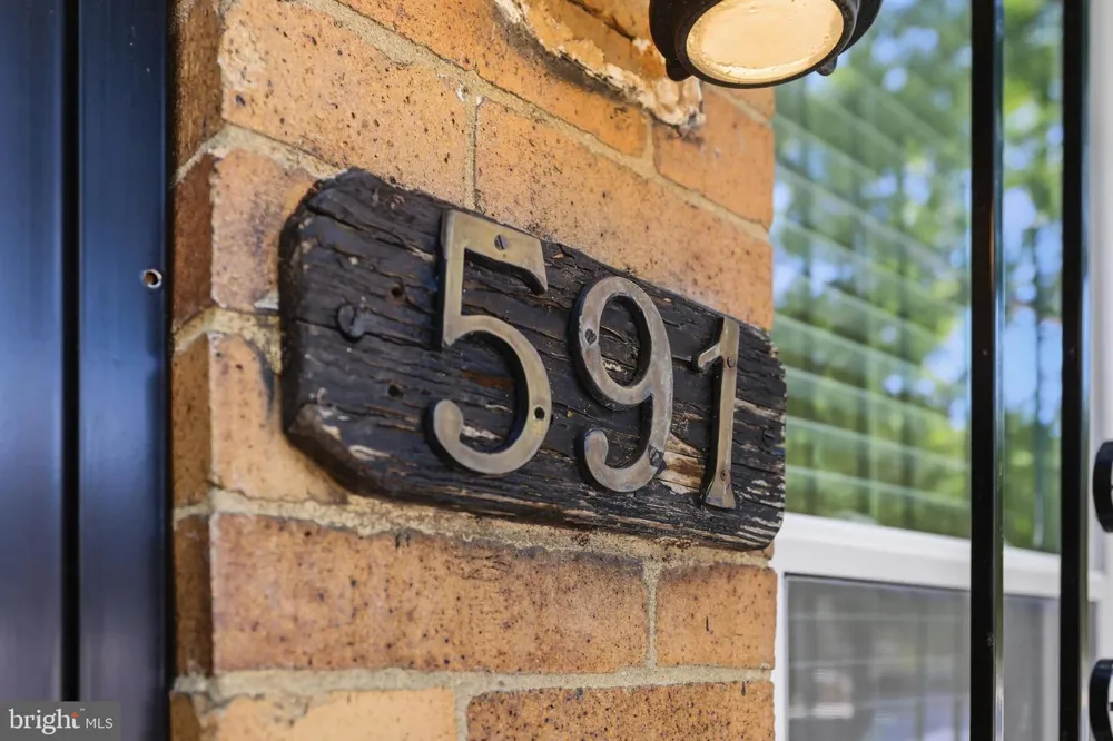 591 ORCHARD STREET Baltimore, MD 21201