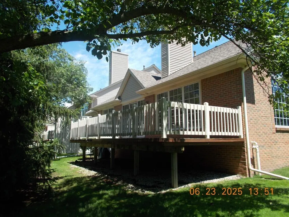 2304 Cleveland Way Canton, MI 48188