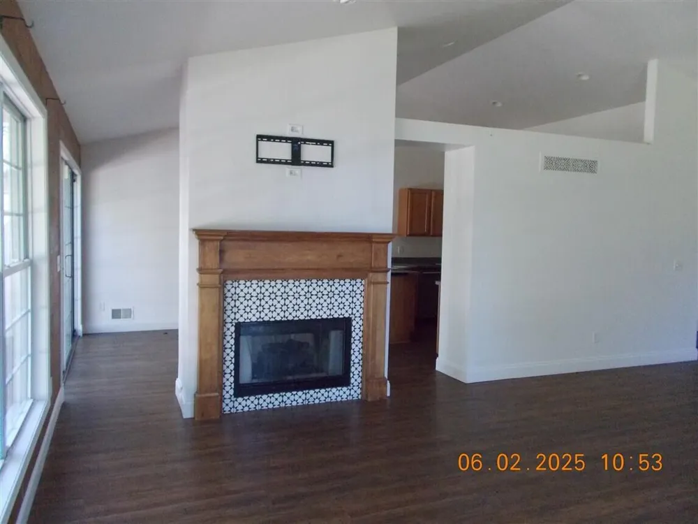 2304 Cleveland Way Canton, MI 48188