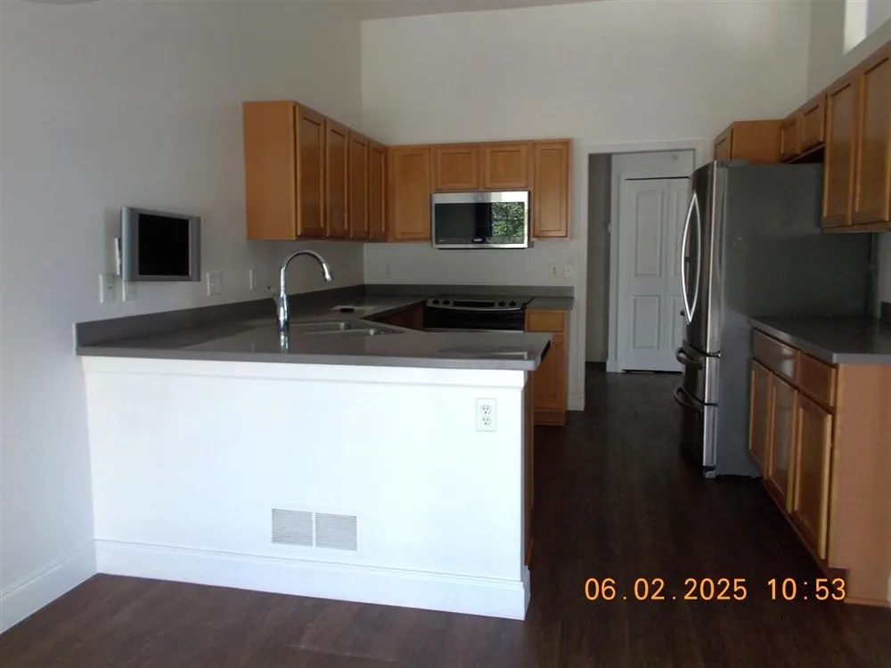 2304 Cleveland Way Canton, MI 48188