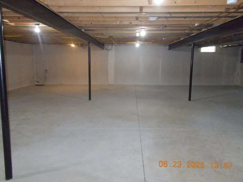 2304 Cleveland Way Canton, MI 48188
