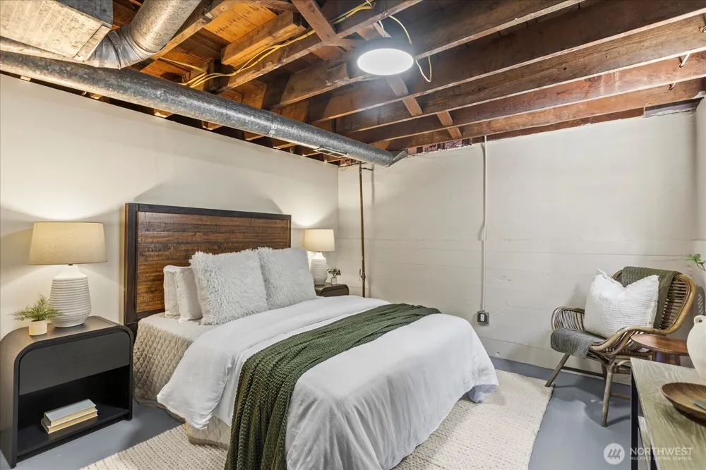 946 83rd Street Seattle, WA 98103