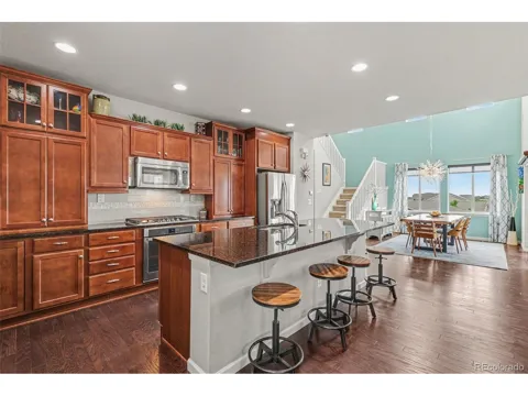 18340 W 84th Place