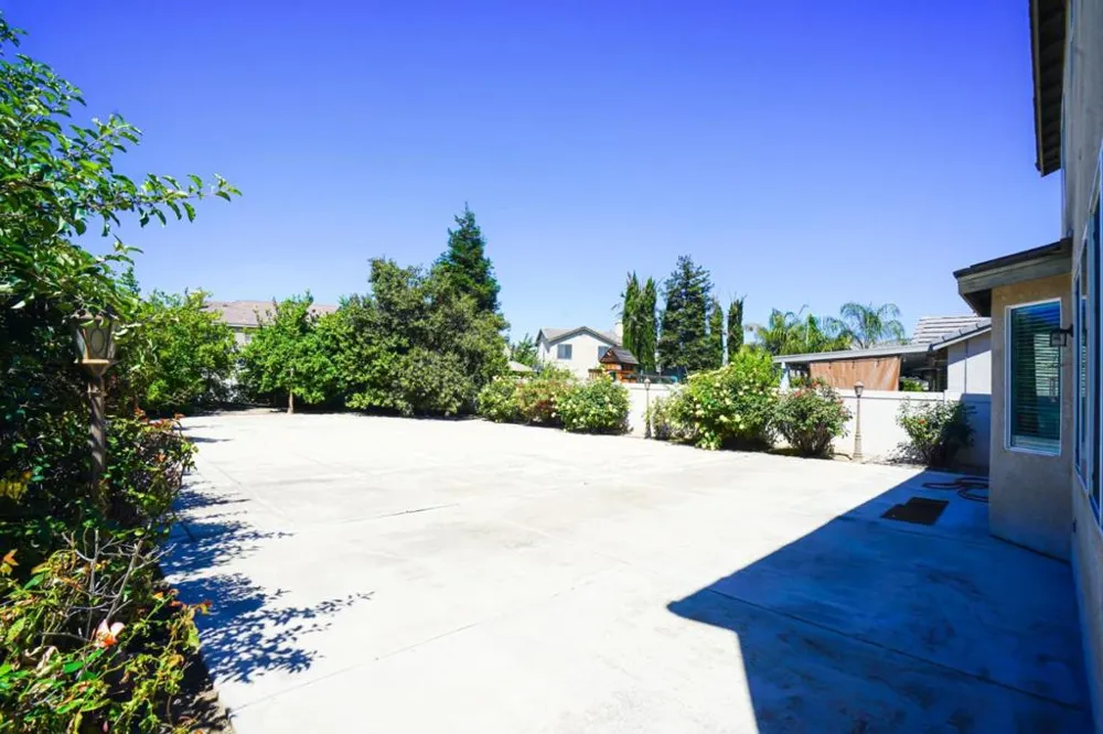10708 DESERT VIEW PLACE Bakersfield, CA 93311