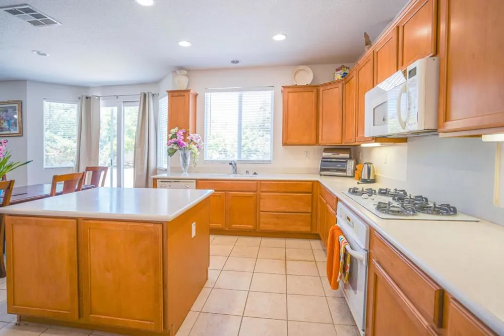 10708 DESERT VIEW PLACE Bakersfield, CA 93311