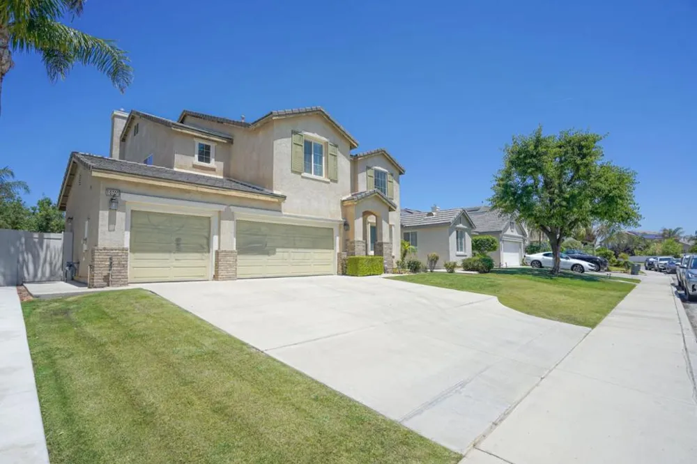 10708 DESERT VIEW PLACE Bakersfield, CA 93311