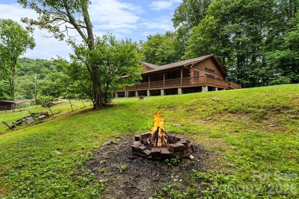 633 Wilson Lane Boone, NC 28607