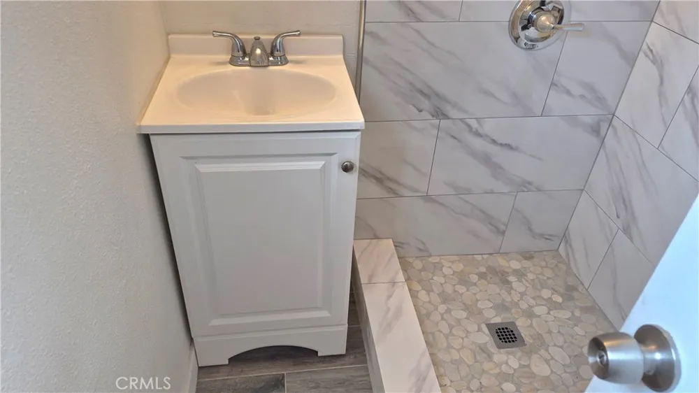 3661 Seabright Avenue Long Beach, CA 90810