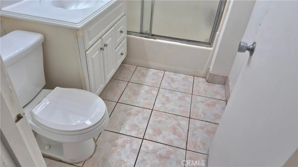 3661 Seabright Avenue Long Beach, CA 90810
