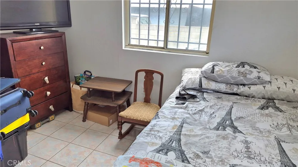 3661 Seabright Avenue Long Beach, CA 90810