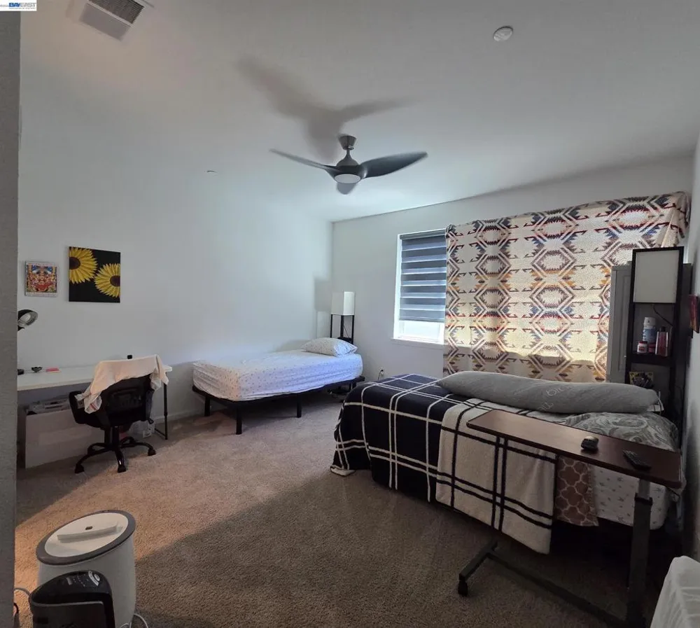 5585 Holly Bay Avenue Dublin, CA 94568