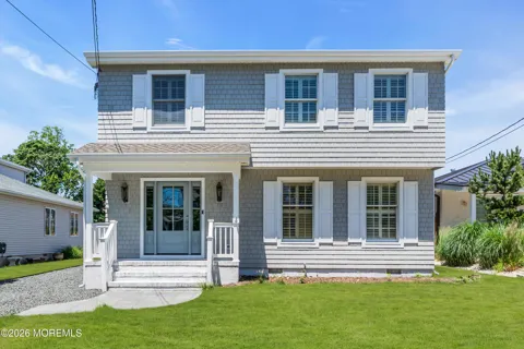217 Howe Street