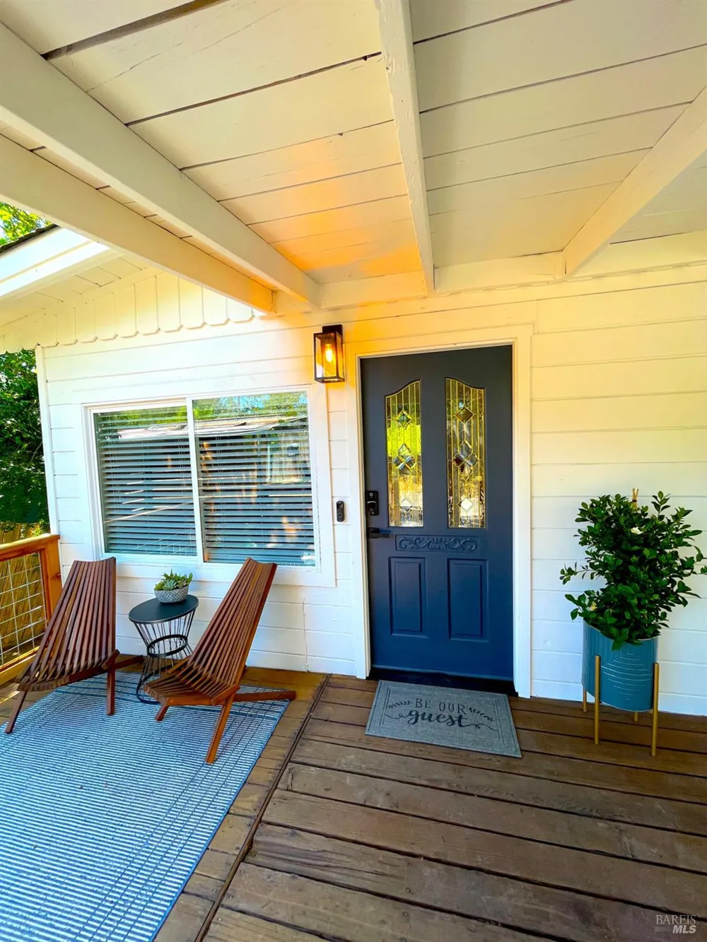 242 Vila Road Forestville, CA 95436