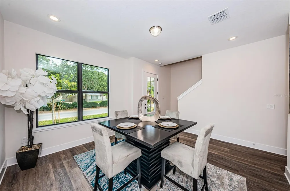 5964 CENTRAL AVENUE New Port Richey, FL 34653