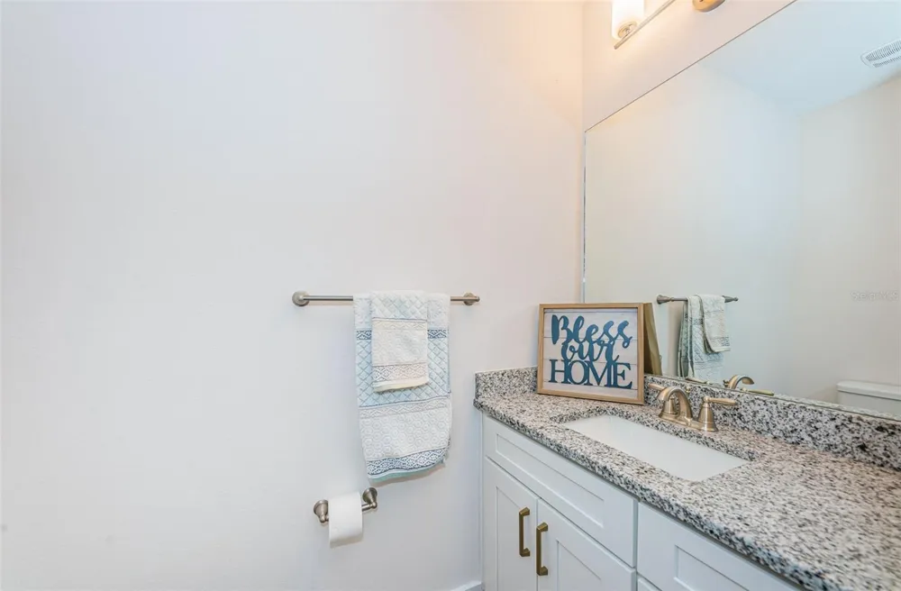 5964 CENTRAL AVENUE New Port Richey, FL 34653