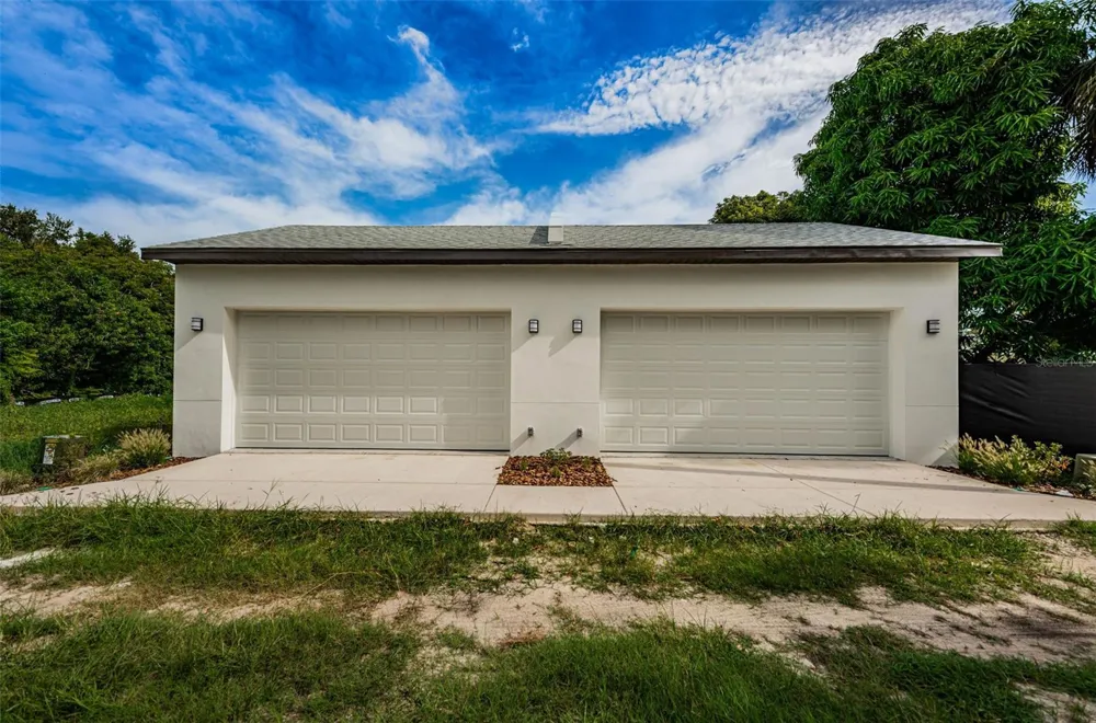 5964 CENTRAL AVENUE New Port Richey, FL 34653