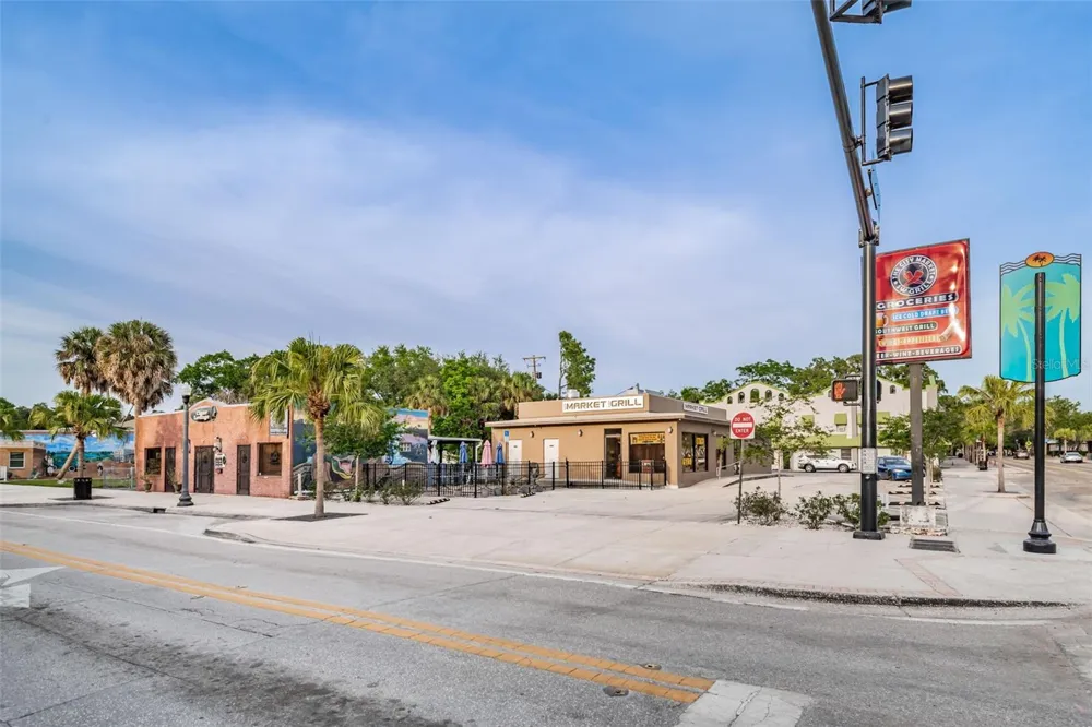 5964 CENTRAL AVENUE New Port Richey, FL 34653