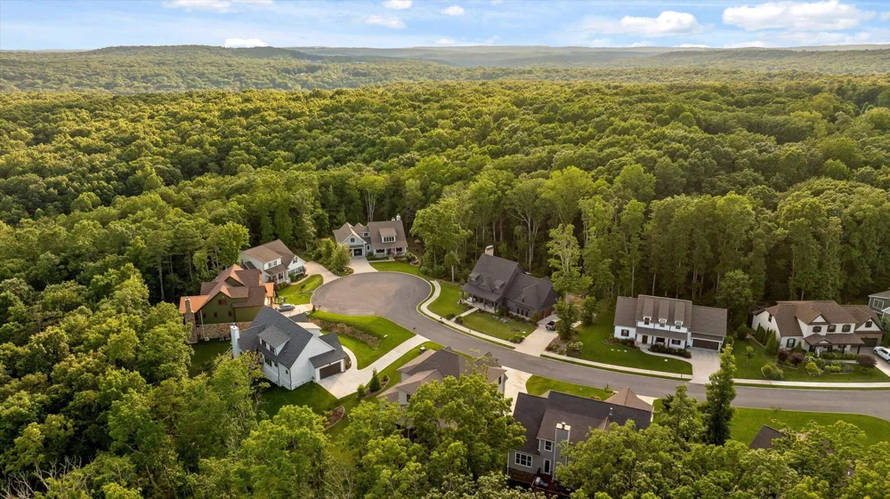 3520 Sweetshrub Way Signal Mountain, TN 37377