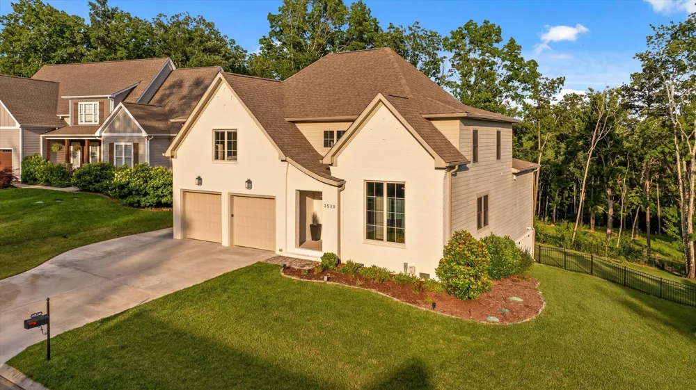 3520 Sweetshrub Way Signal Mountain, TN 37377