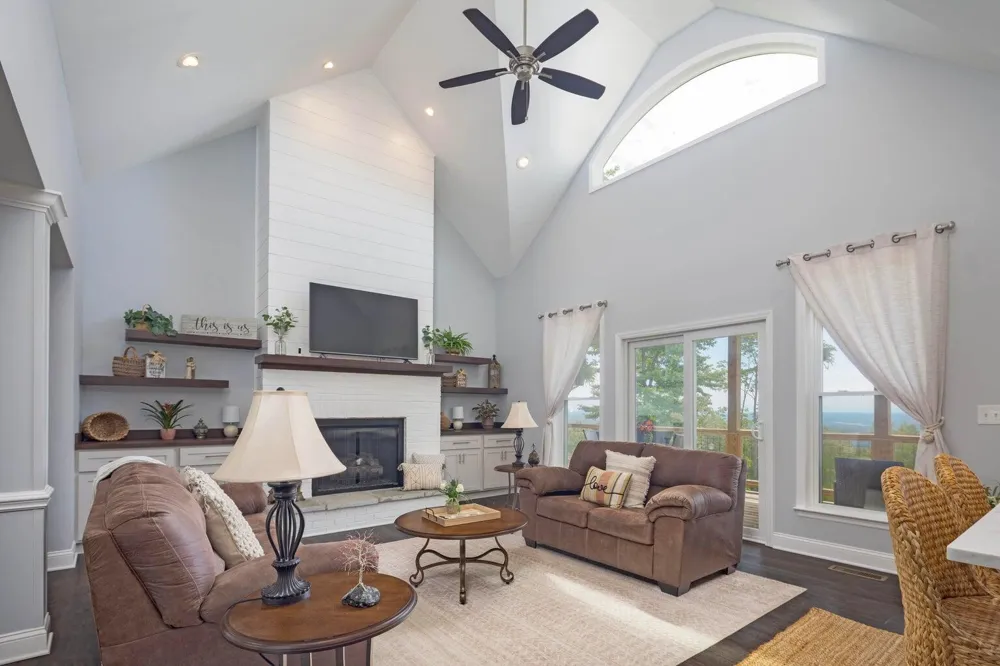 230 Duckwood Lane Evensville, TN 37332
