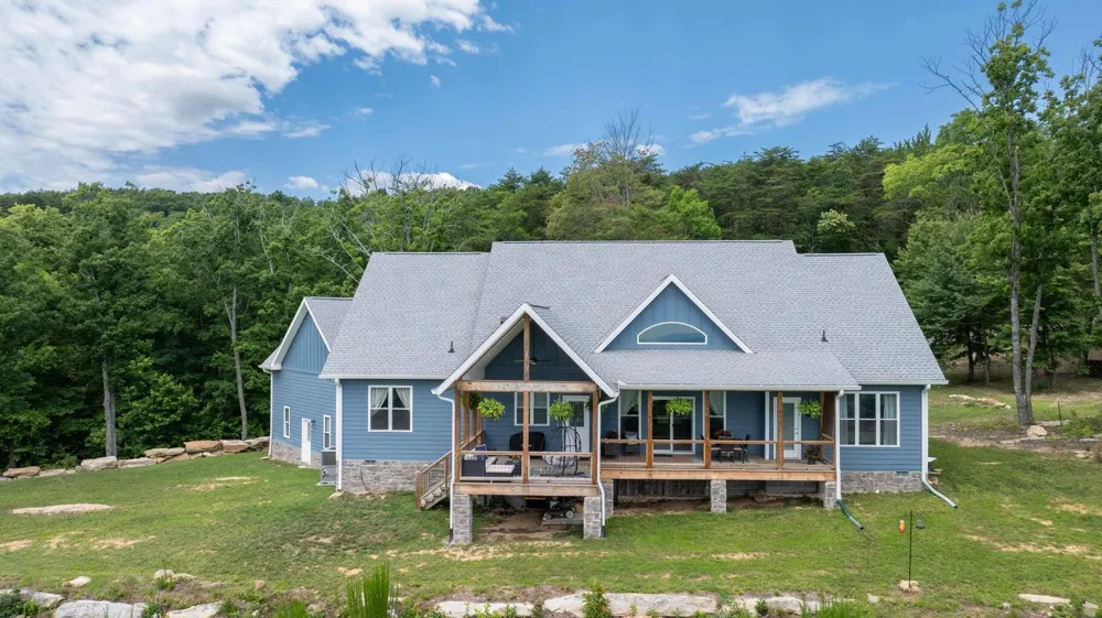 230 Duckwood Lane Evensville, TN 37332