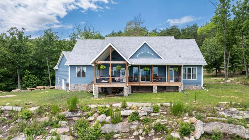 230 Duckwood Lane Evensville, TN 37332