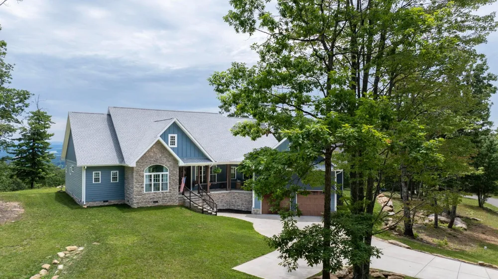 230 Duckwood Lane Evensville, TN 37332