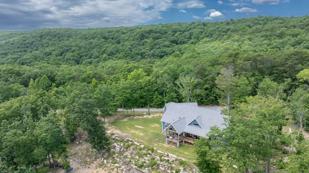 230 Duckwood Lane Evensville, TN 37332