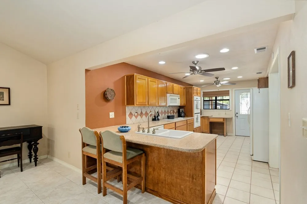 2103 Wildwood Way Tool, TX 75143