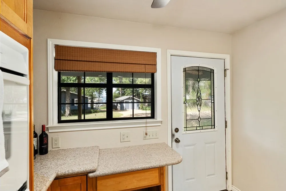 2103 Wildwood Way Tool, TX 75143