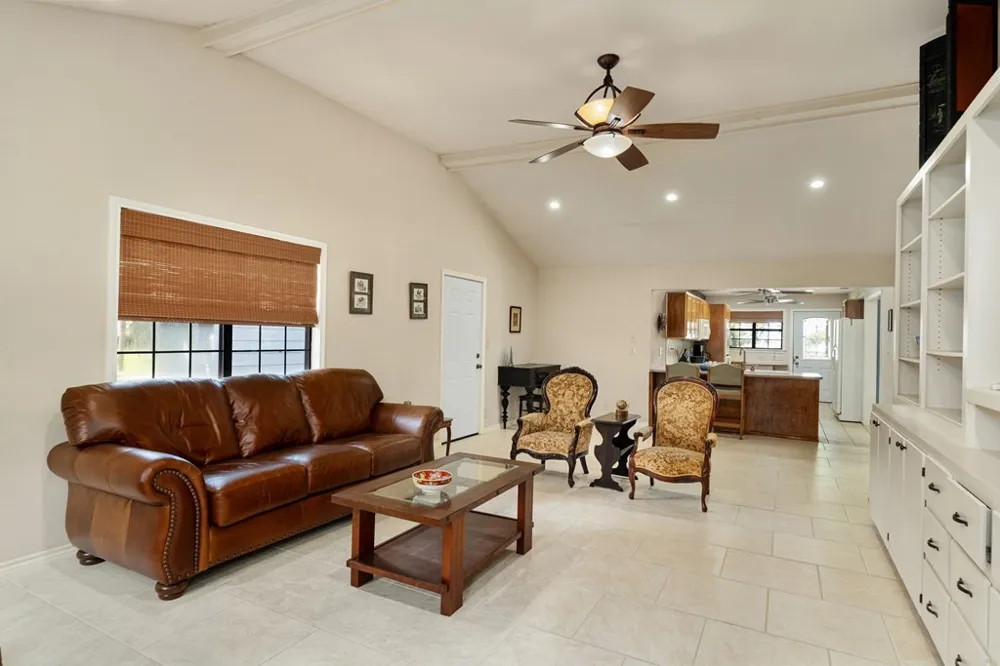2103 Wildwood Way Tool, TX 75143