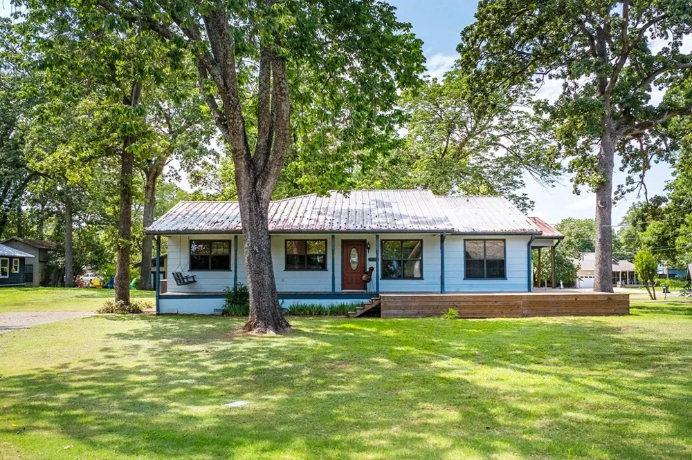 2103 Wildwood Way Tool, TX 75143