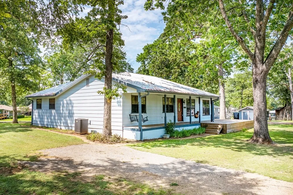 2103 Wildwood Way Tool, TX 75143