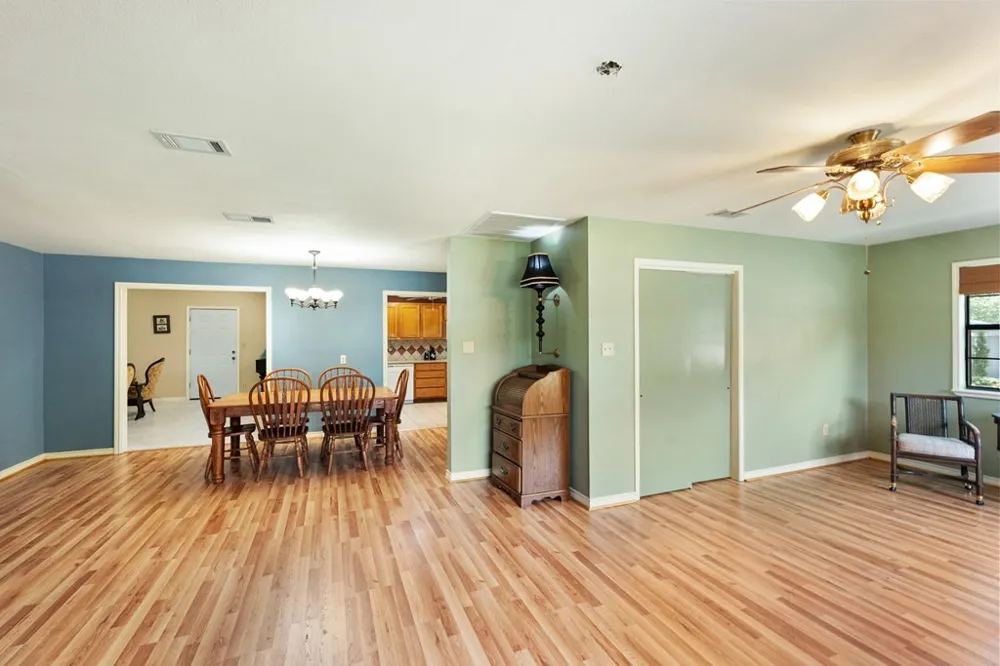 2103 Wildwood Way Tool, TX 75143